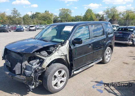 2015 Honda Pilot Ex-L z USA, uszkodzony, nr VIN 5FNYF4H53FB028460
